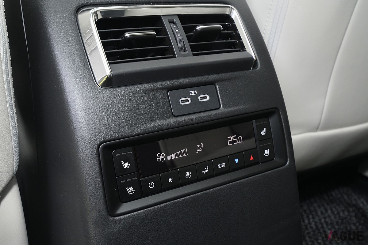 マツダ新型「CX-80」