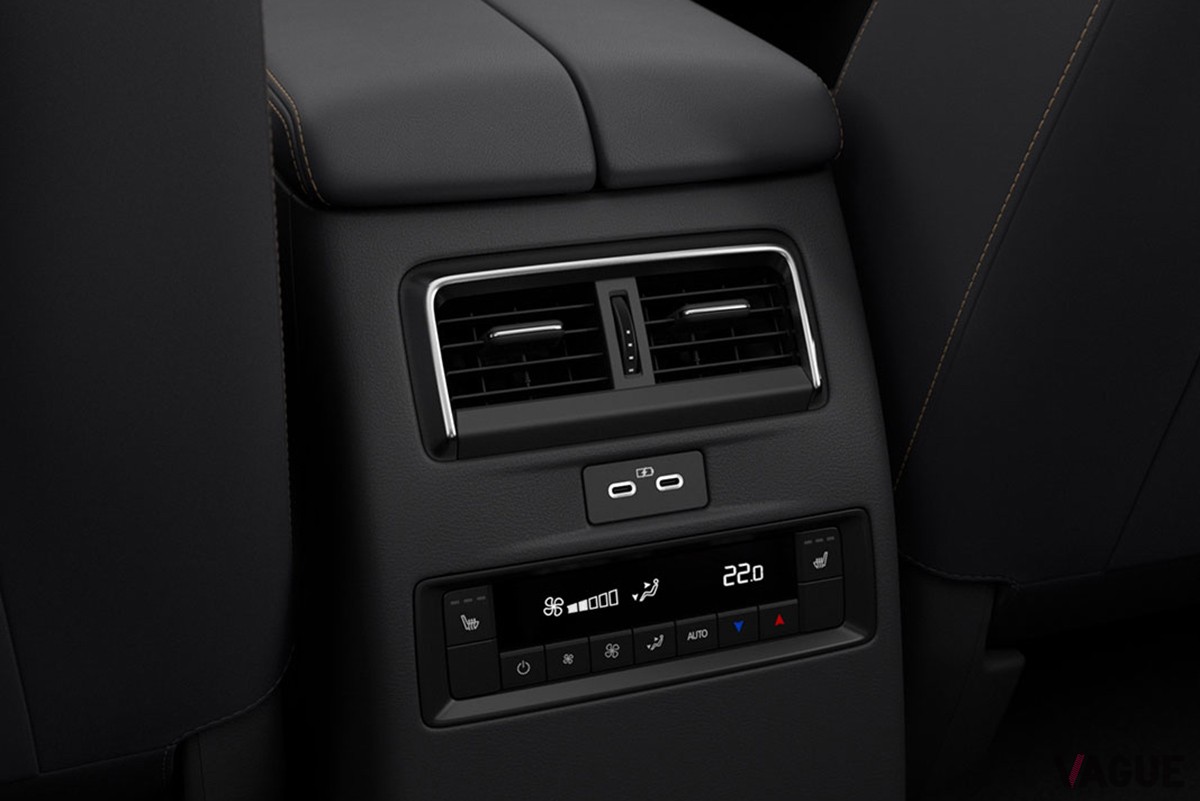 快適なリアキャビンも見どころのマツダ新型「CX-80」