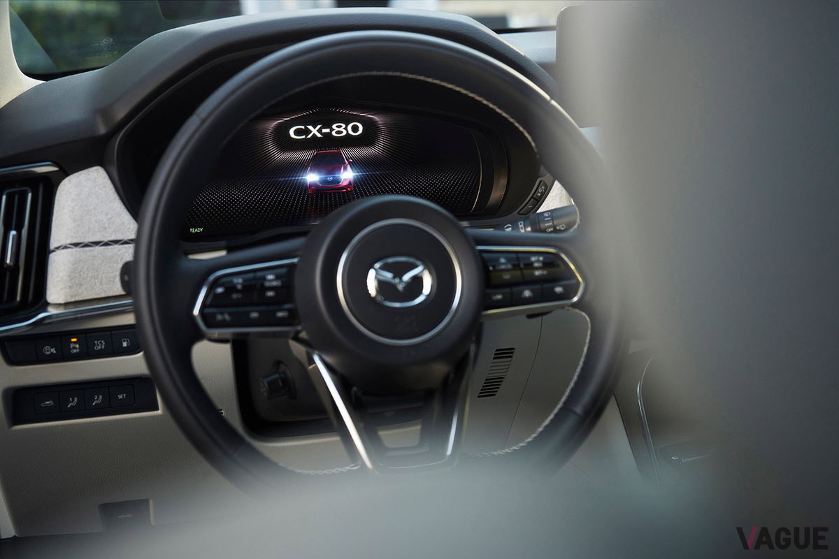 海外仕様ではベーシックグレードの存在も確認されているマツダ「CX-80」