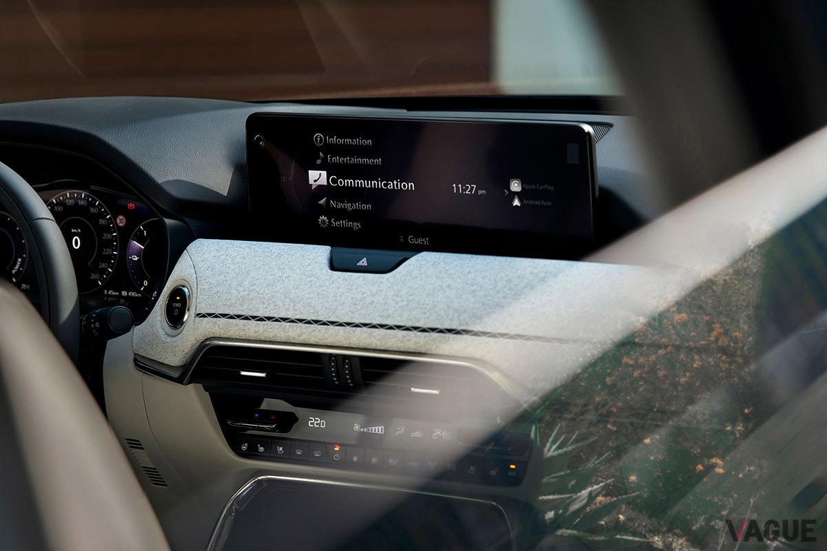 海外仕様ではベーシックグレードの存在も確認されているマツダ「CX-80」