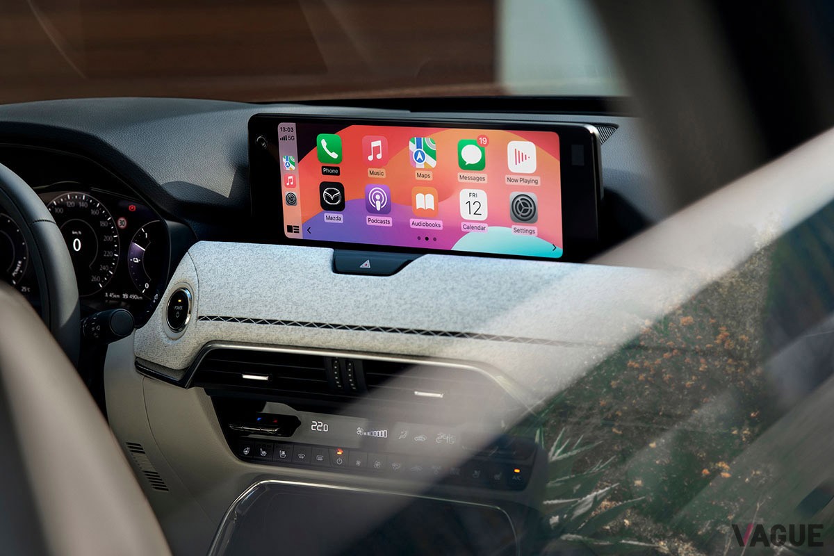 海外仕様ではベーシックグレードの存在も確認されているマツダ「CX-80」