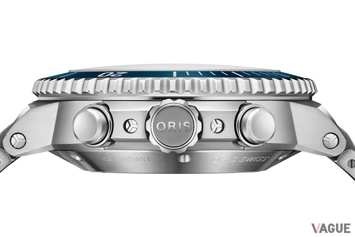 ねじ込み式のリューズとリューズガードで高い防水性と堅牢性を発揮