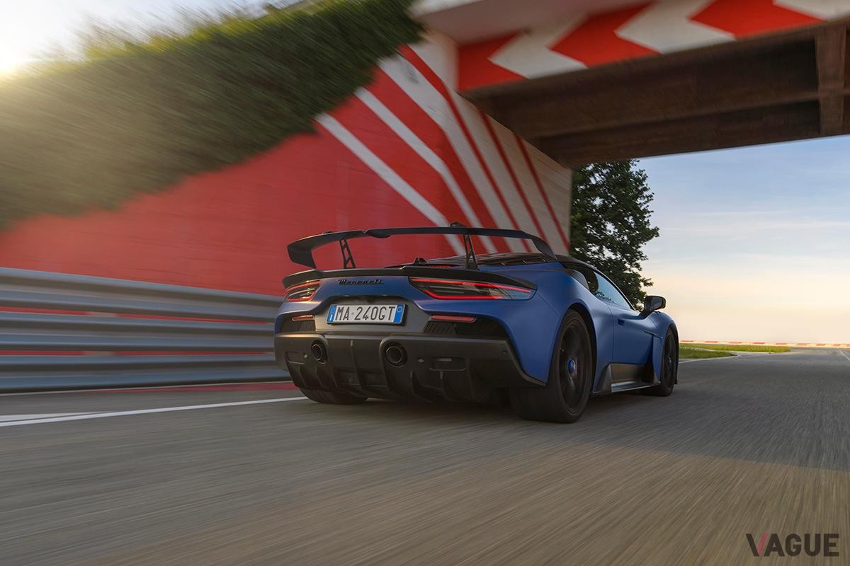 世界初公開されたマセラティ新型「GT2ストラダーレ」