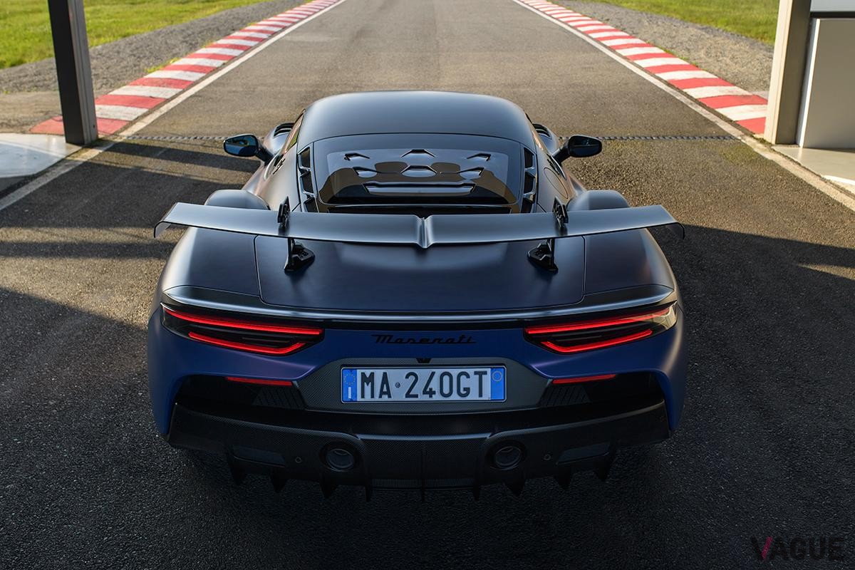 世界初公開されたマセラティ新型「GT2ストラダーレ」