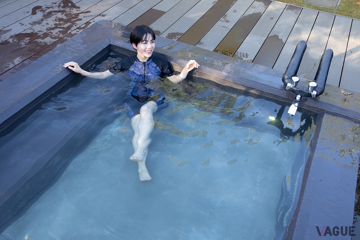 「日本一の名水の里」として知られる北杜市白州町の水を使用した大型水風呂も