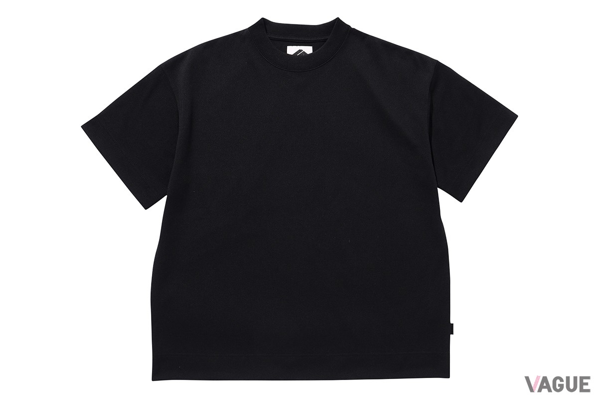 「GXFAB T-SHIRT BLACK」（1万2100円 消費税込）