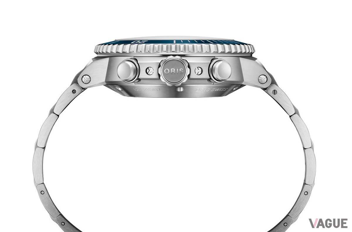 ねじ込み式のリューズとリューズガードで高い防水性と堅牢性を発揮