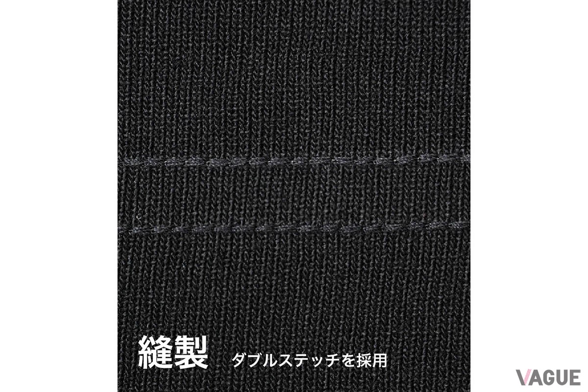 首のほかにも、ヨレやすい袖、裾にはダブルステッチを採用して強化している