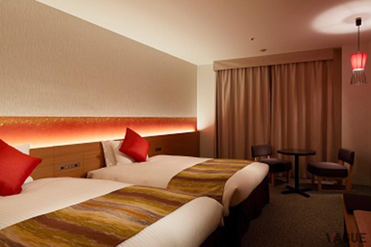 京都らしい色調の和モダンテイストの部屋デザイン