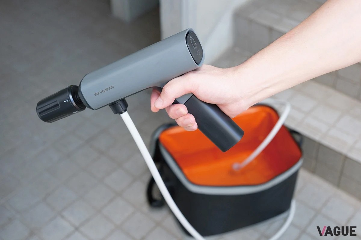 ホース装着によりバケツなどの水を使用可能