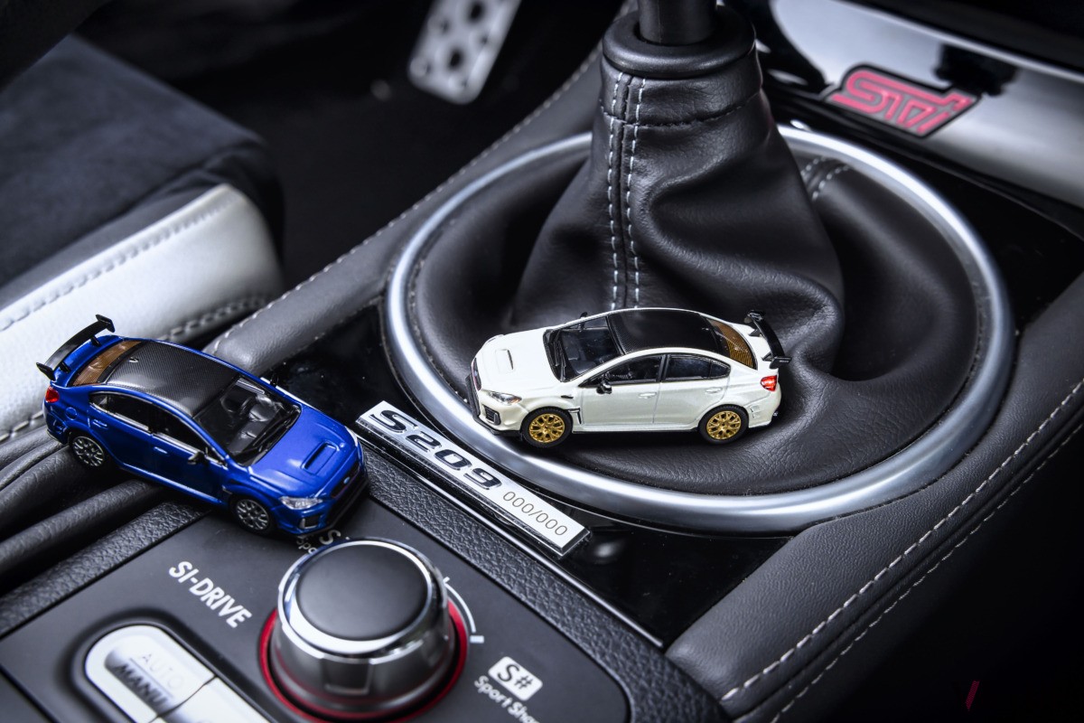 2019年にSシリーズ初の米国向け専用モデルとなったS209を1/64スケールでモデル化