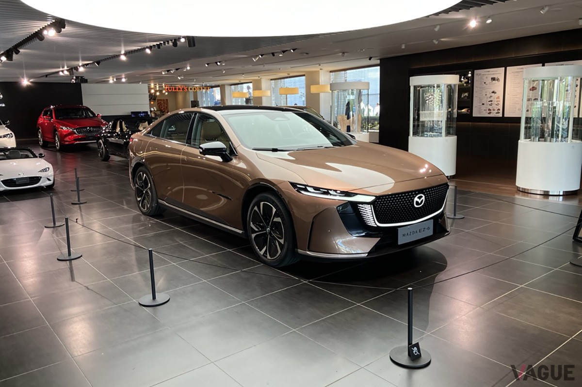 マツダ新型「EZ-6」