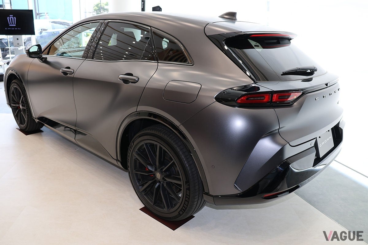 「THE CROWN」店専売となるトヨタ「クラウン・スポーツ」の特別仕様車