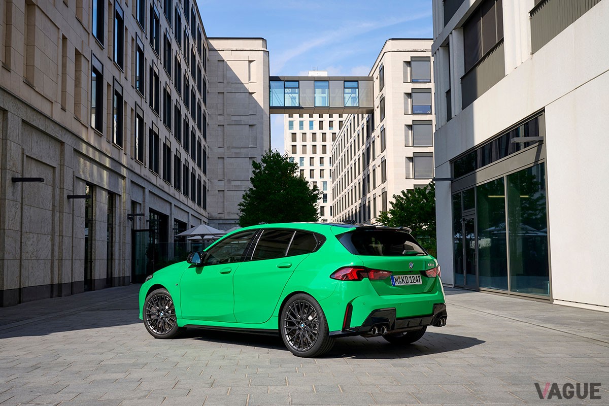 BMW新型「M135i xDrive」