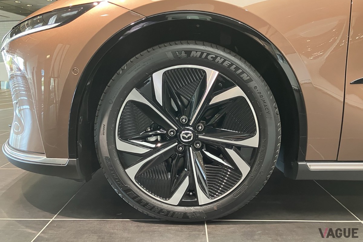 マツダ新型「EZ-6」