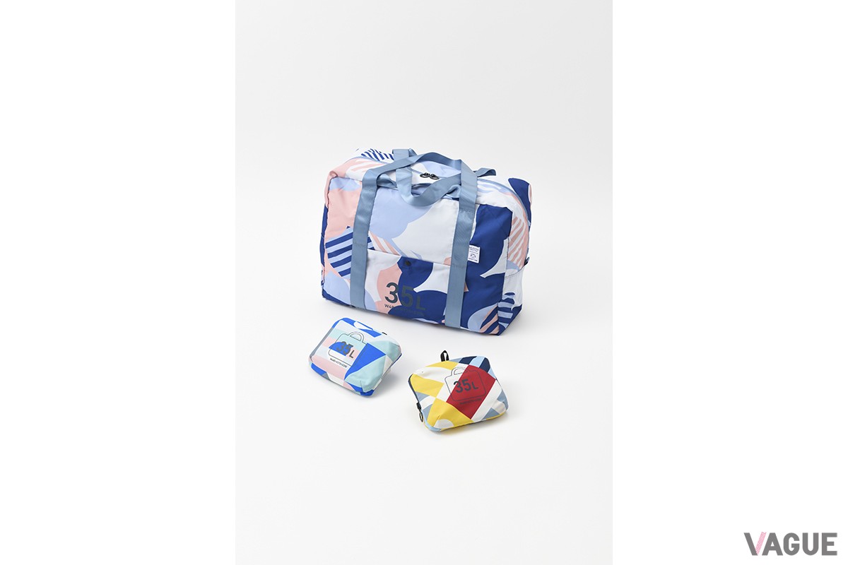 35Lと45Lの2種類のたっぷりとしたサイズ感で、機内持ち込みできる大容量サイズのボストンバッグ