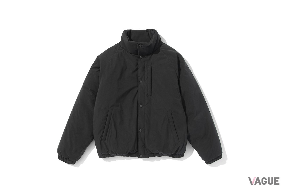首元までしっかり覆う仕様で冷たい風をガード、ポリエステル綿をふんだんに詰め込んで保温性は抜群