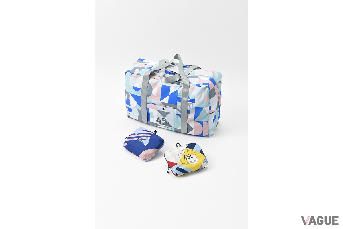 荷物の量に合わせて使い分けができる2WAY仕様で、キャリーケースのハンドルに固定することが可能