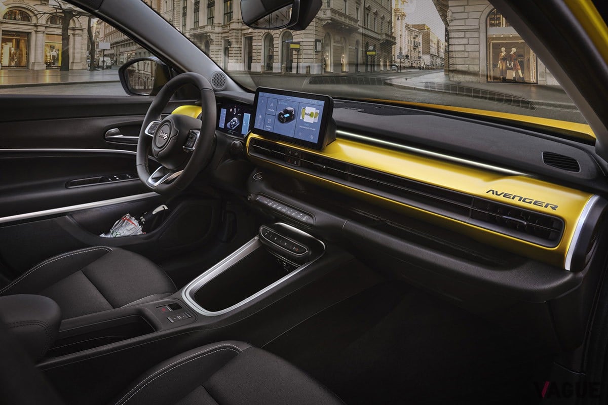 まもなく日本仕様が発表されるジープ新型「アベンジャー」