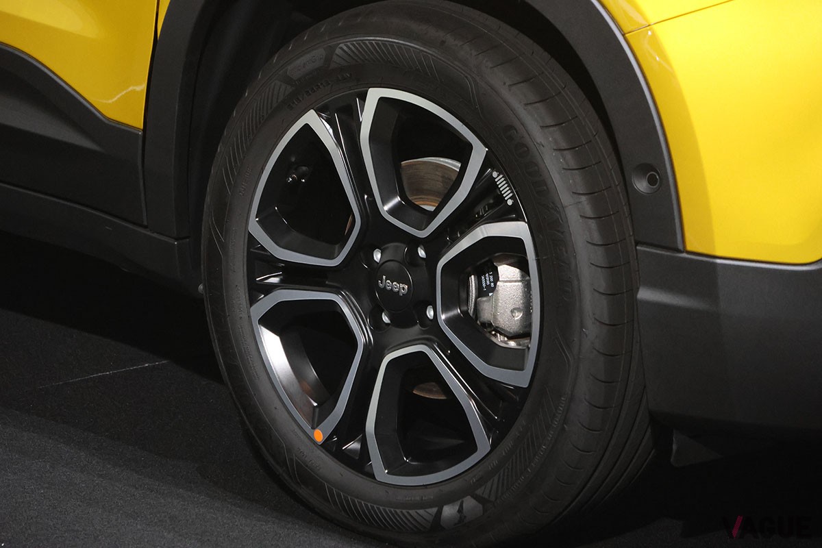 ジープ新型「アベンジャー」