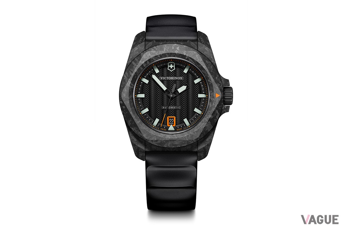 製品名：イノックス オートマチック（I.N.O.X. Automatic）、 商品番号: 242023.1、価格：18万1500円（マルチツール付属）