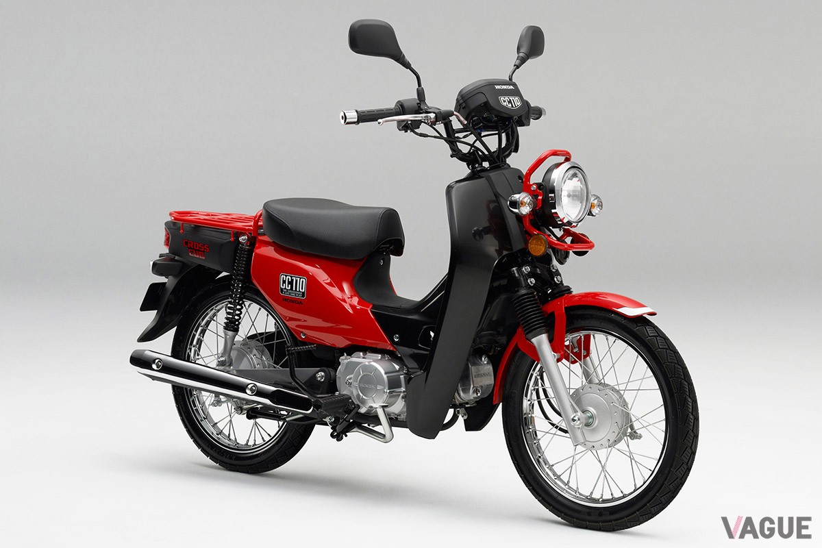 2013年に登場したホンダの初代「クロスカブ」
