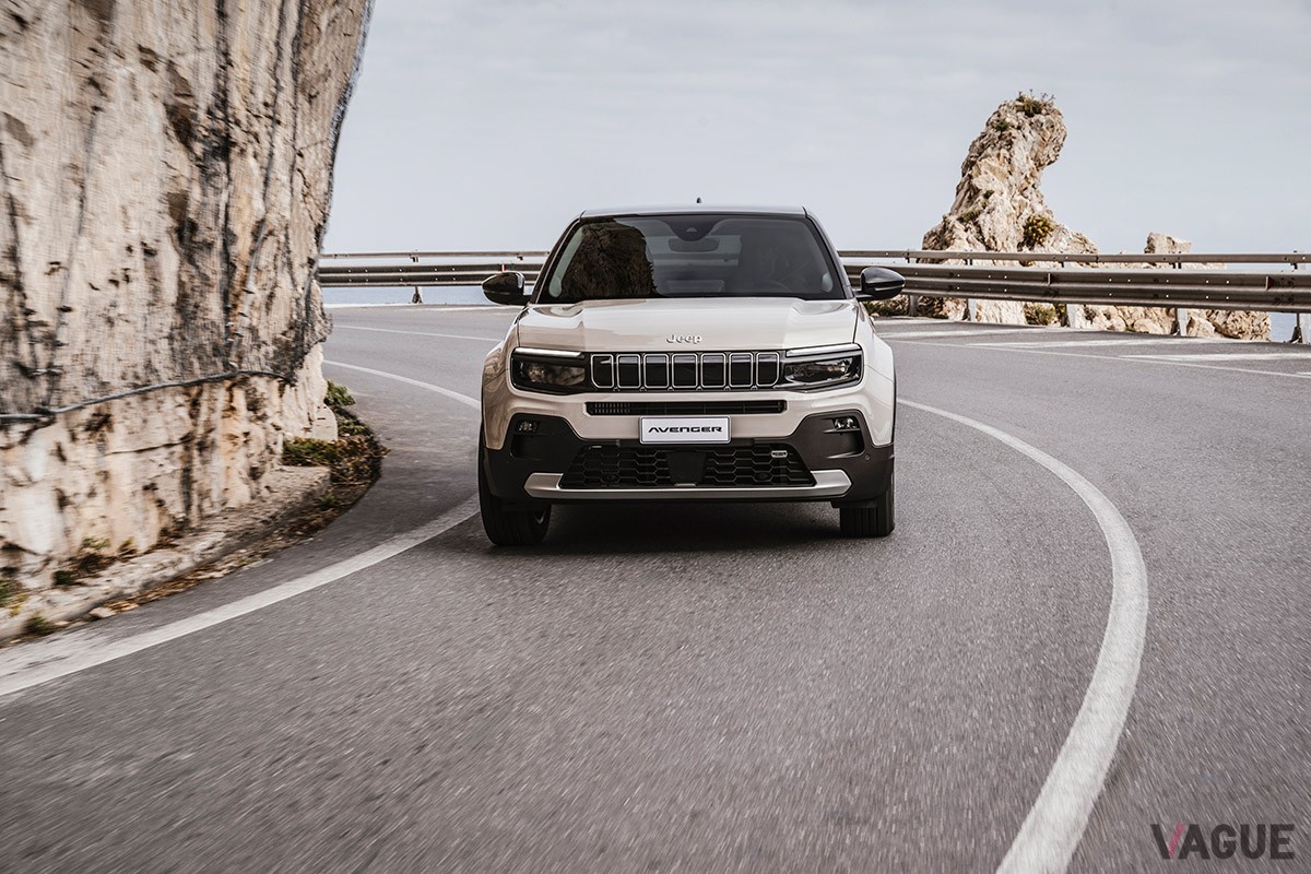 まもなく日本仕様が発表されるジープ新型「アベンジャー」