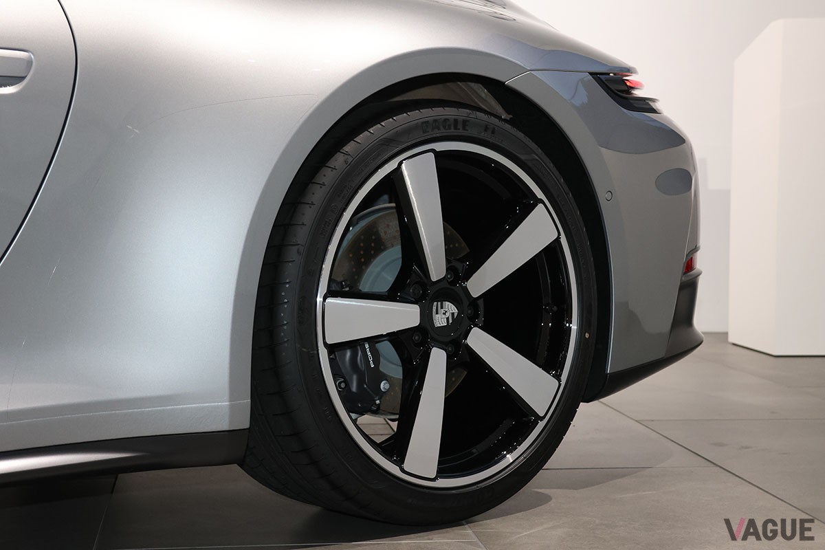 初開催となった「Night Misson 911」で日本初公開されたポルシェ新型「911カレラ」