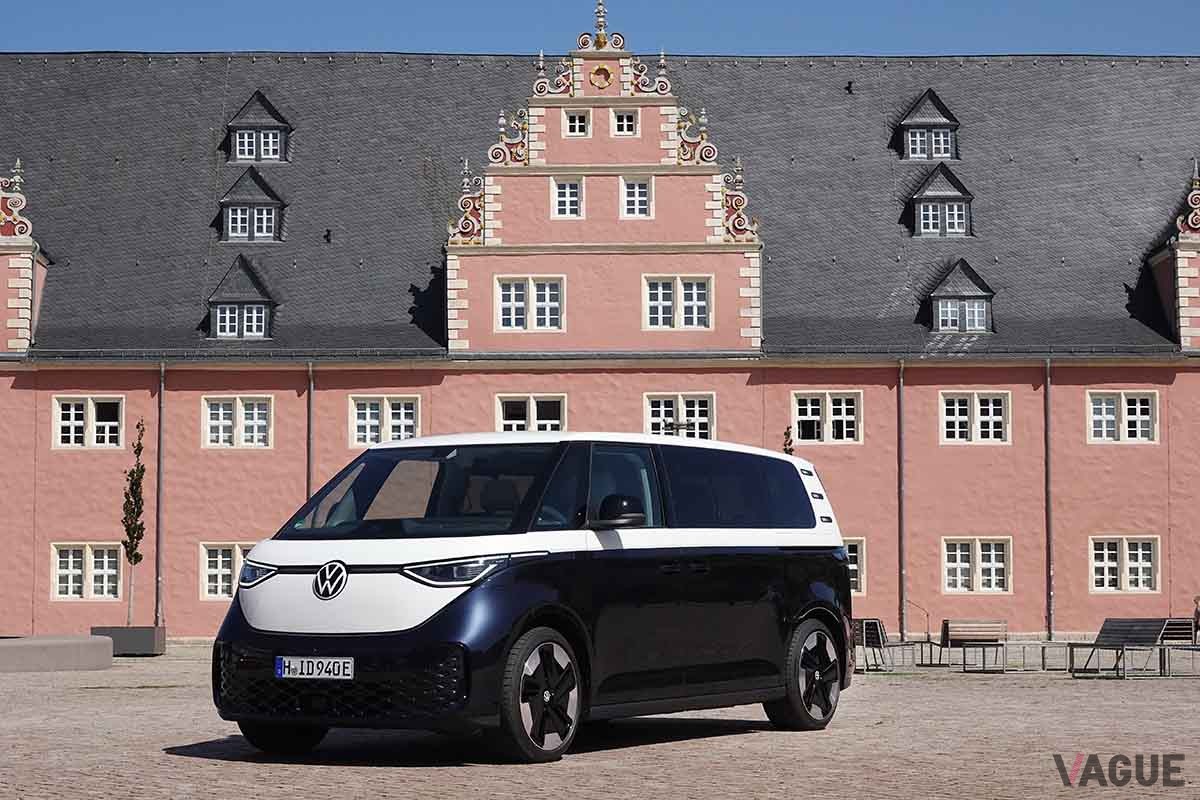 VWの電気自動車ミニバン「ID.バズ」プロ