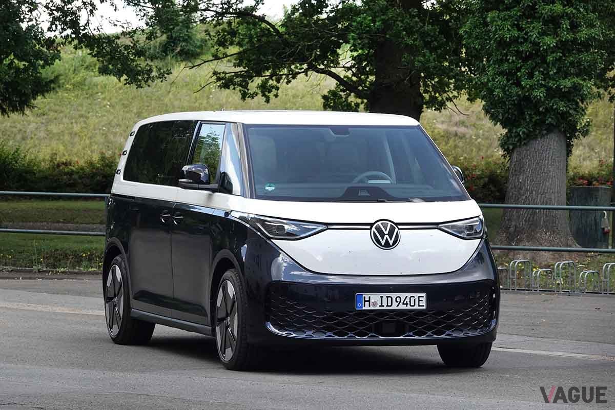VWの電気自動車ミニバン「ID.バズ」プロ