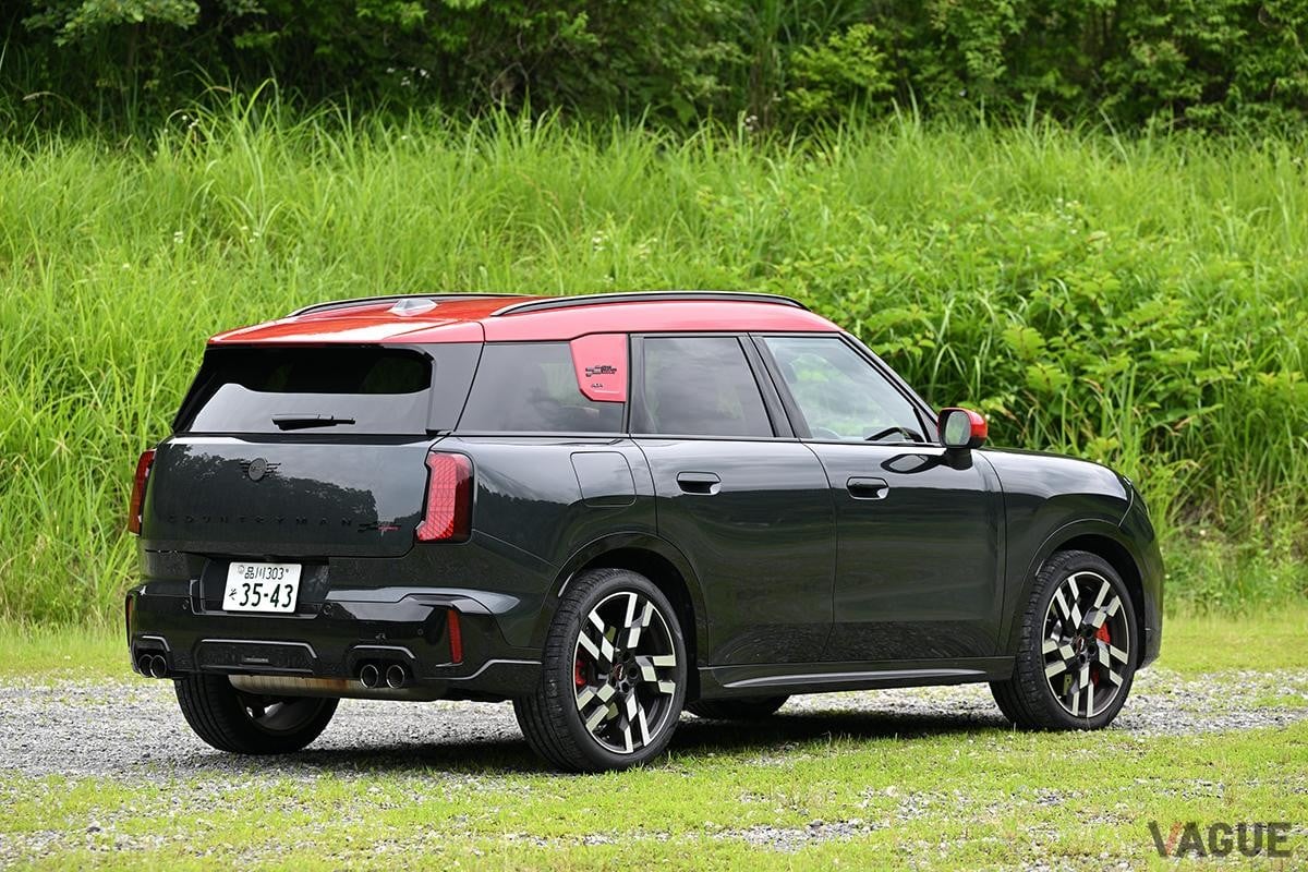 新型「ミニ・カントリーマン ジョン・クーパー・ワークス（JCW）」