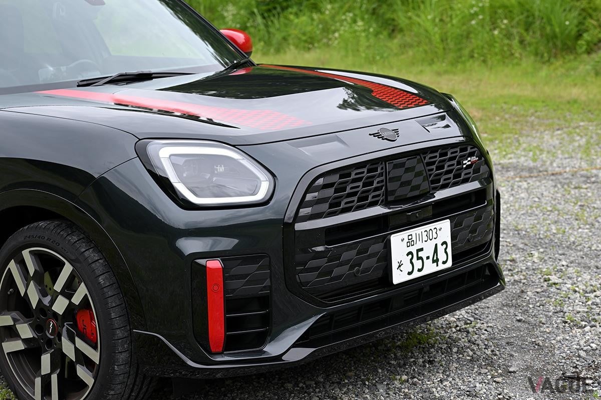 新型「ミニ・カントリーマン ジョン・クーパー・ワークス（JCW）」