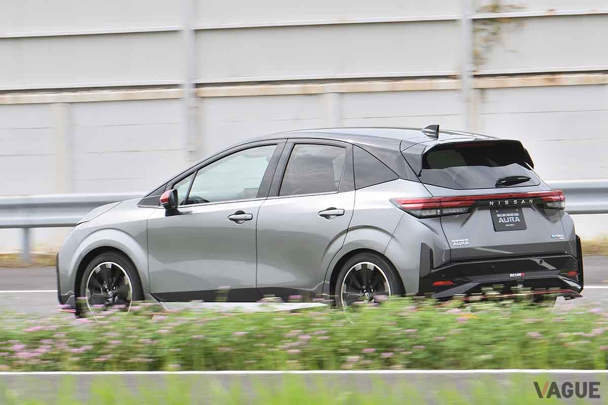 2024年7月のマイナーチェンジで登場した日産「ノート オーラNISMO tuned e-POWER 4WD」
