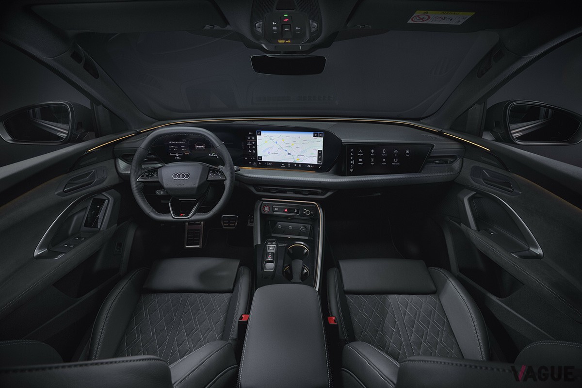 世界初公開されたアウディ新型「Q5」のインテリア