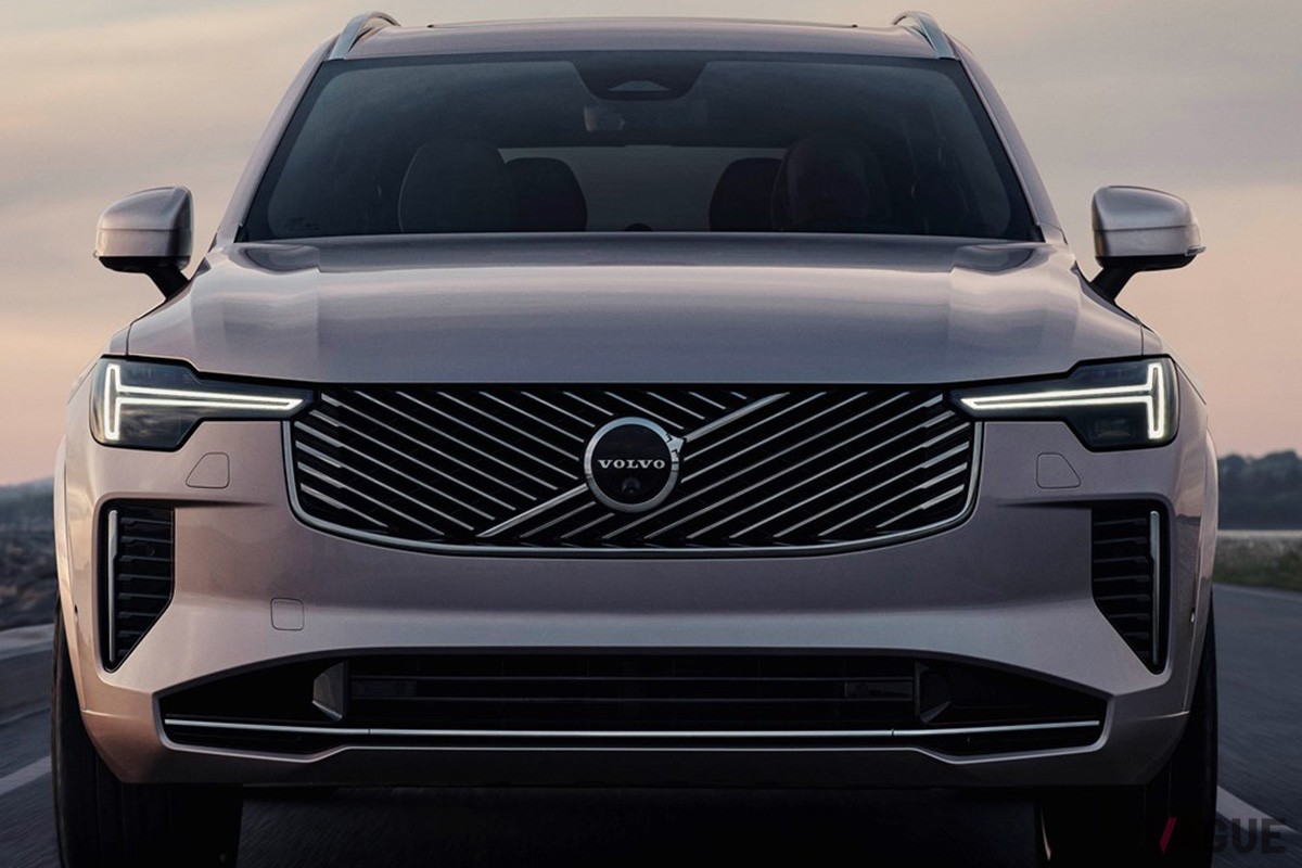 まもなく日本上陸する予定のボルボ改良新型「XC90」
