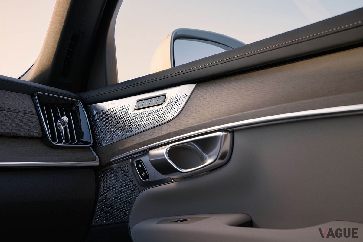 まもなく日本上陸する予定のボルボ改良新型「XC90」
