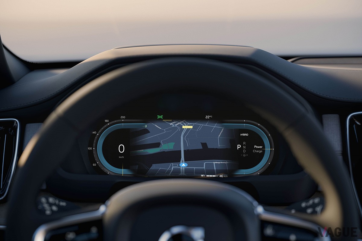 まもなく日本上陸する予定のボルボ改良新型「XC90」
