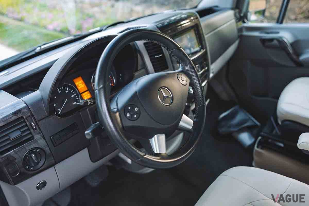 米国オークションに登場した2018年式「スプリンターエアストリーム インターステート」のインテリア