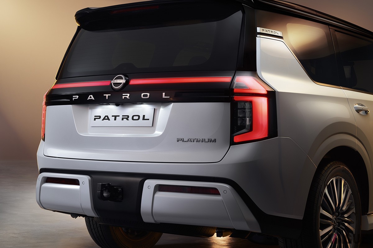 中東で世界初公開された日産新型「パトロール」