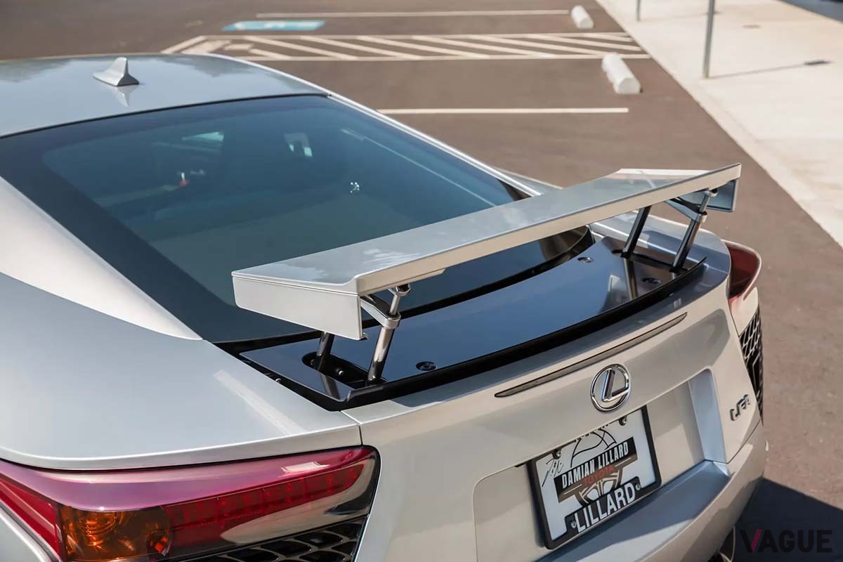 海外オークションサイトに登場した2012年式レクサス「LFA」