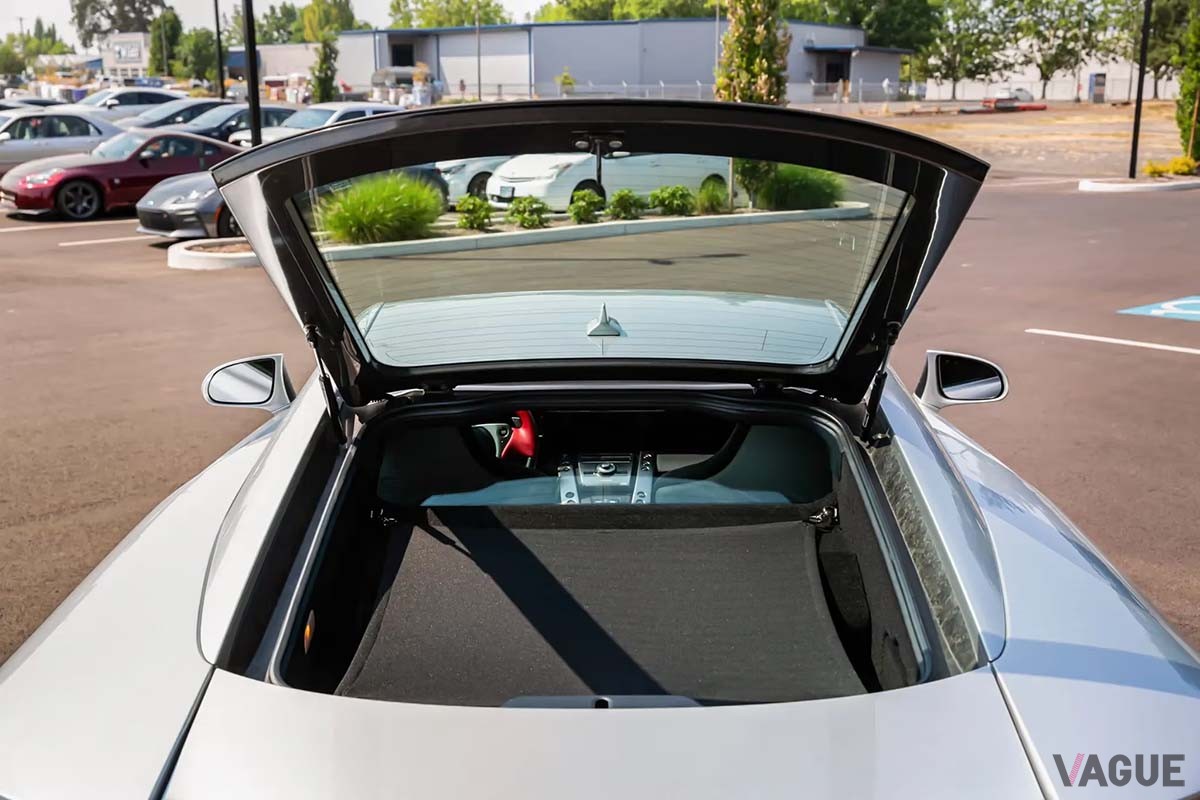 海外オークションサイトに登場した2012年式レクサス「LFA」