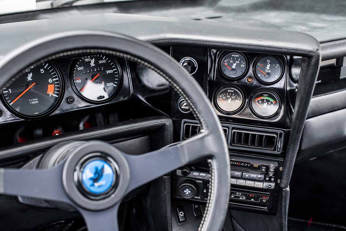 オークションに登場した1991年製イズデラ「インペレーター108iシリーズII」Remi Dargegen ©2024 Courtesy of RM Sotheby's