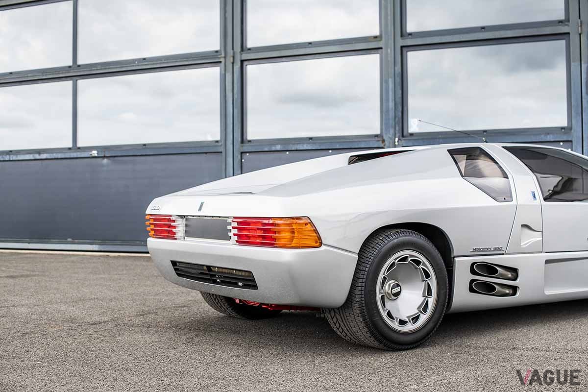 オークションに登場した1991年製イズデラ「インペレーター108iシリーズII」Remi Dargegen ©2024 Courtesy of RM Sotheby's