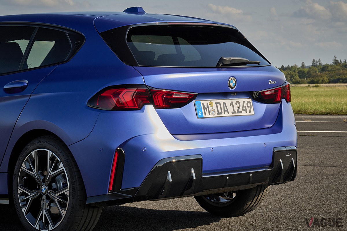 BMW新型「120」