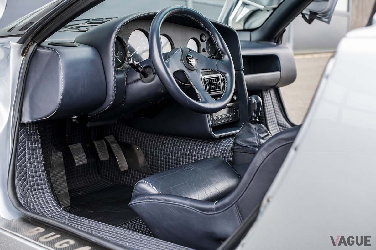 オークションに登場した1993年式ブガッティ「EB110 SS プロトタイプ」Remi Dargegen ©2024 Courtesy of RM Sotheby's