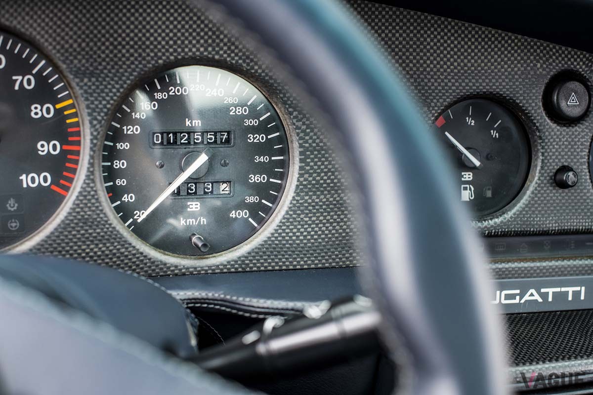 オークションに登場した1993年式ブガッティ「EB110 SS プロトタイプ」Remi Dargegen ©2024 Courtesy of RM Sotheby's