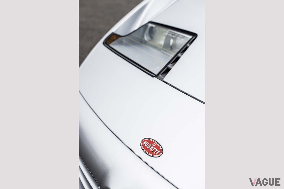 オークションに登場した1993年式ブガッティ「EB110 SS プロトタイプ」Remi Dargegen ©2024 Courtesy of RM Sotheby's
