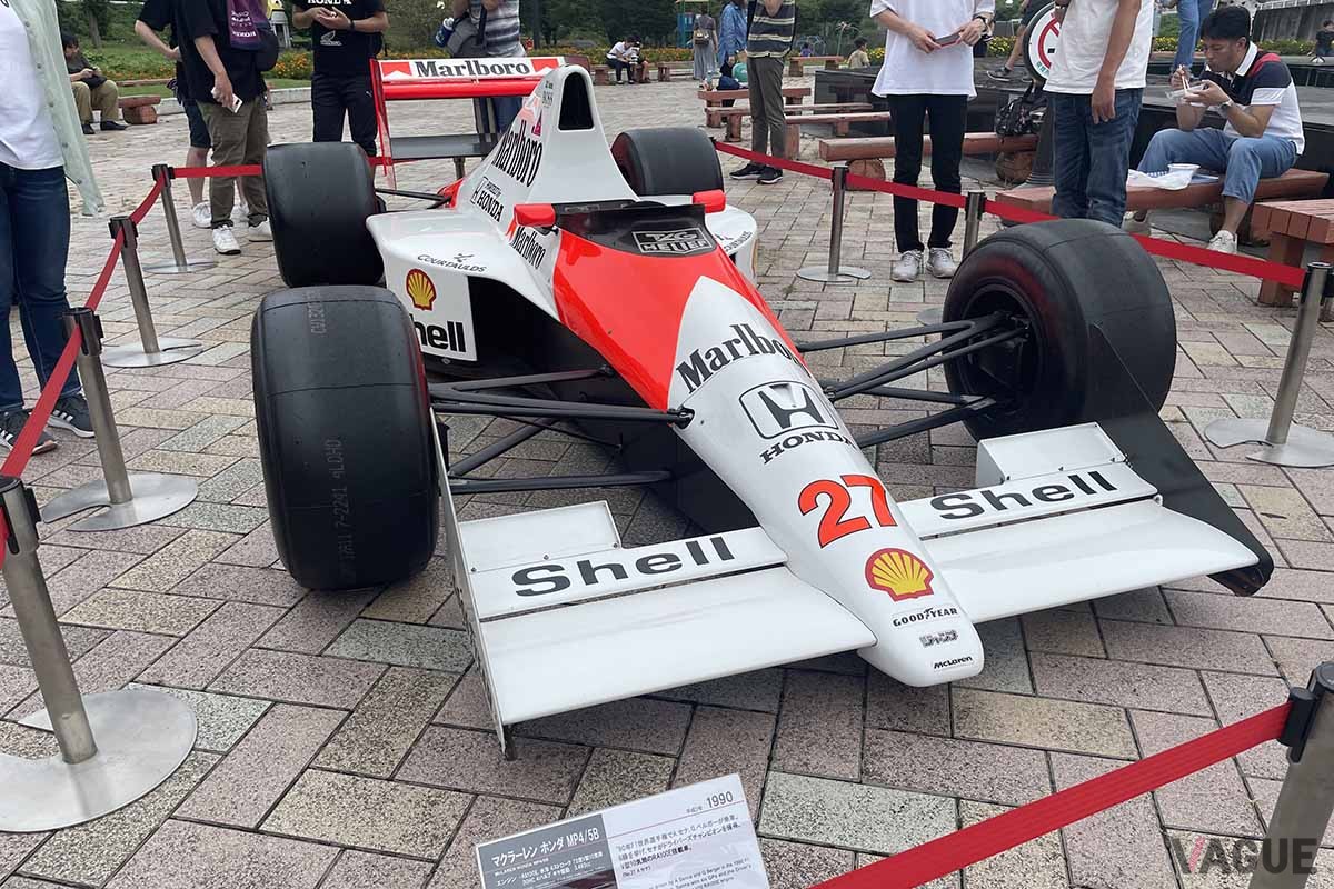 2024年9月21日、「道の駅もてぎ」で展示された伝説のマクラーレンホンダのF1マシン「MP4/5B」