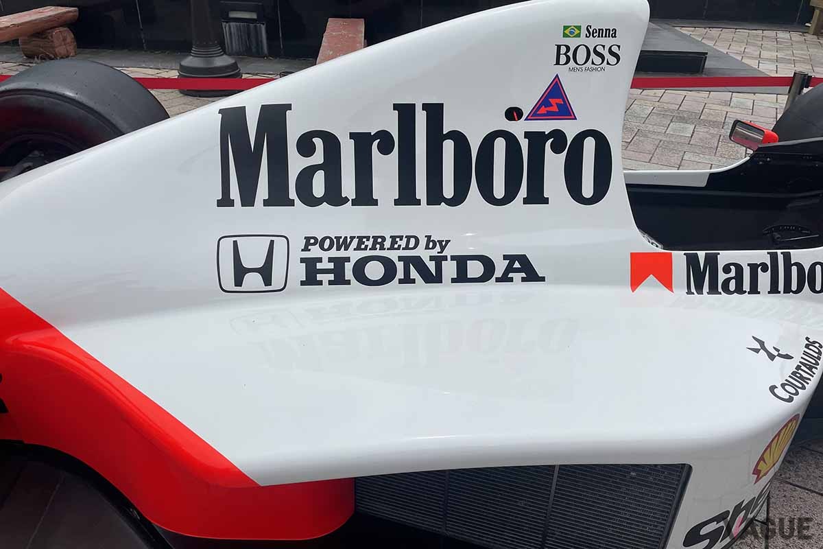 2024年9月21日、「道の駅もてぎ」で展示された伝説のマクラーレンホンダのF1マシン「MP4/5B」