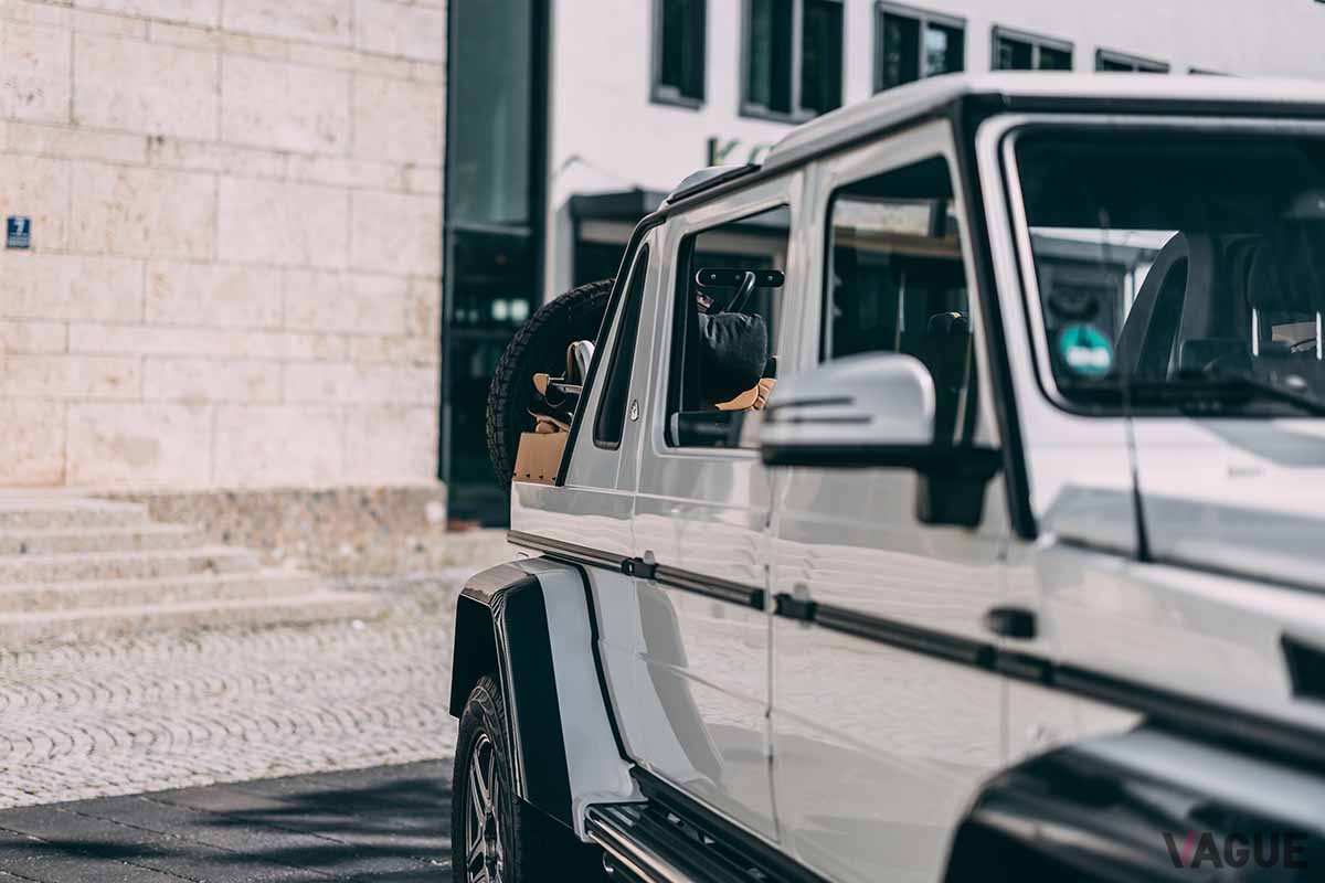 オークションに登場した2018年製「メルセデス・マイバッハG650ランドレー」Stephan Bauer ©2024 Courtesy of RM Sotheby's